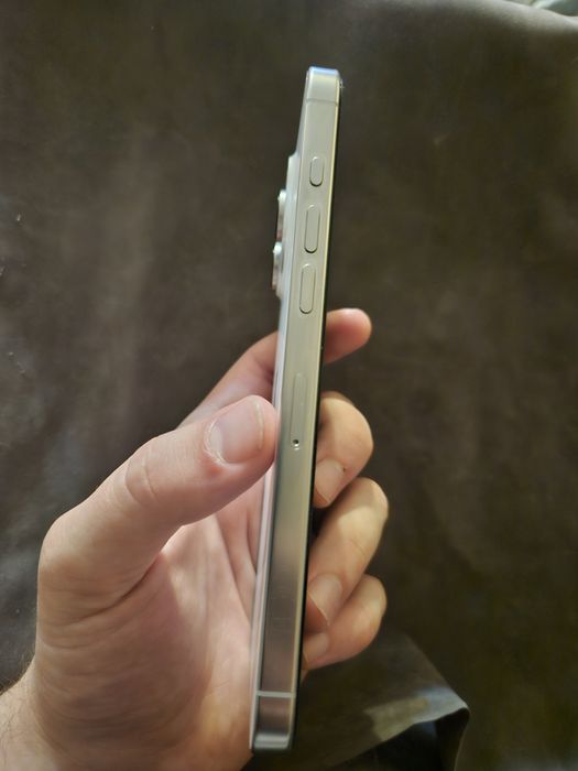 iPhone 16 Pro Max, white titan, идеал