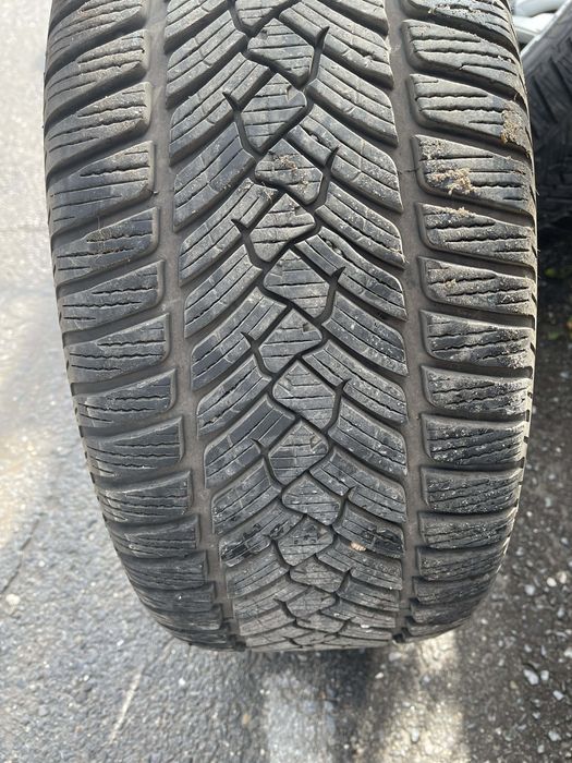 Оригинални OEM джанти  AUDI 19 със зимни гуми 255/35/19.