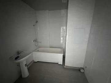 Qushbegi Sohil Boyi, 3 комнатная 120м2 с ремонтом, кадастр есть