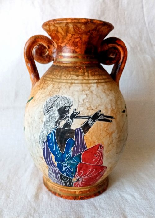 Масивна ретро керамична ваза