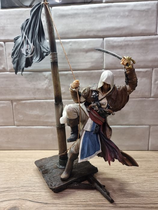 Продам фигурку Assassin's Creed IV: Black Flag ot UbiCollectibles