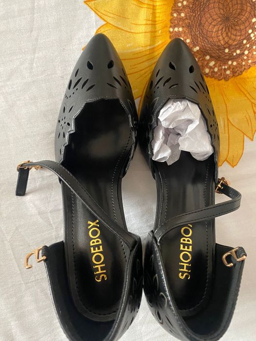 Pantofi negri cu toc