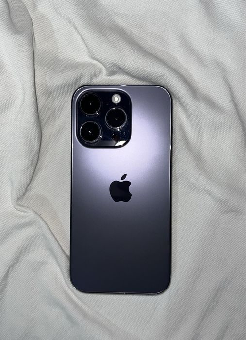 Продам айфон 14 про