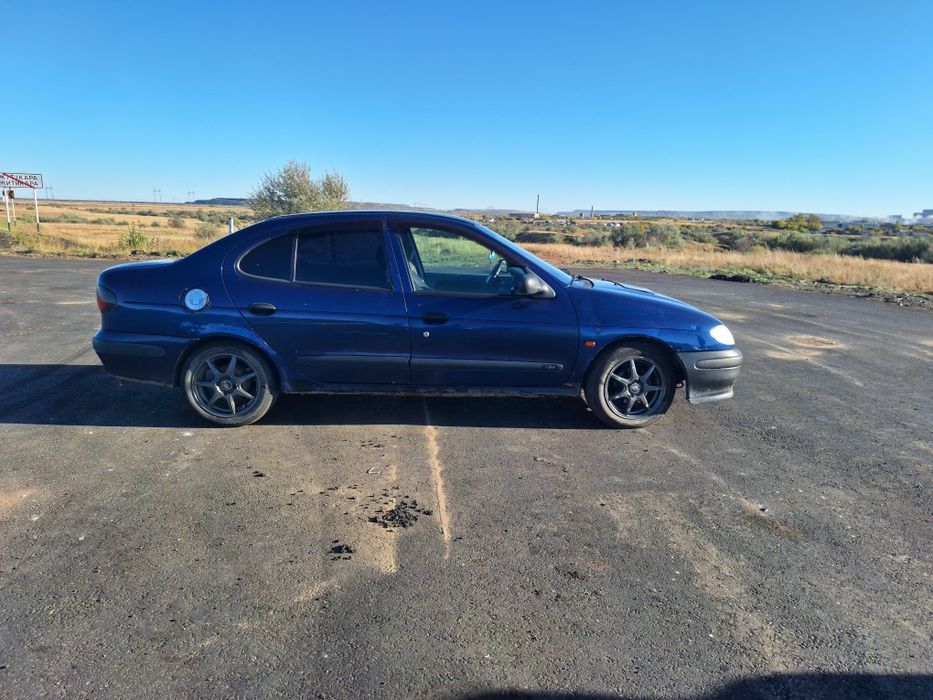 Рено меган 1999 года