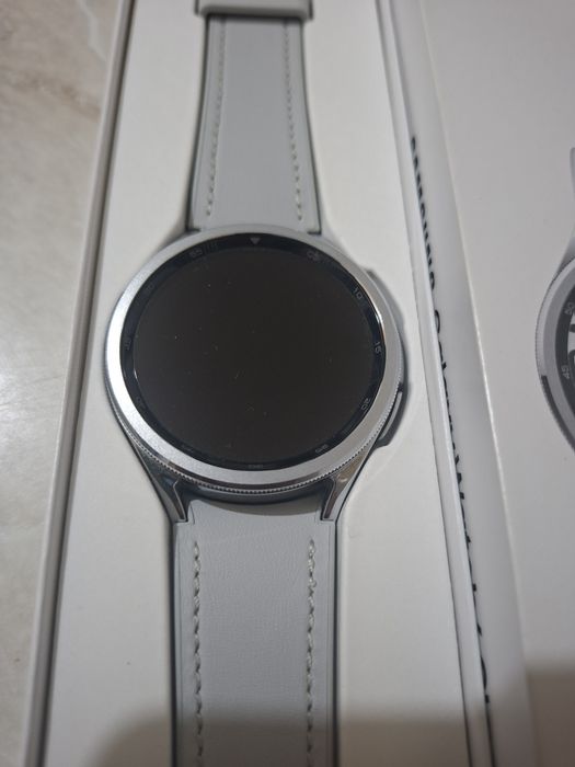 Samsung Galaxy Watch 6 Classic 47mm LTE Ca Nou