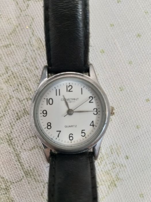 Ceas de mâna Constant, cumparat din Anglia, curea din piele neagră