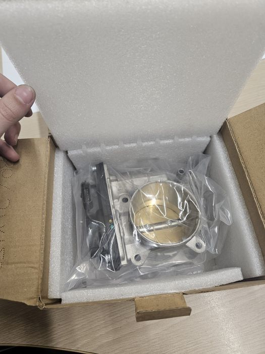 Nissan Qashqai j10 / дроселова клапа /нов/ стар