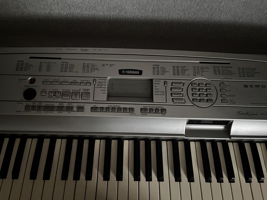 Пианино YAMAHA PG DGX-500 б/у