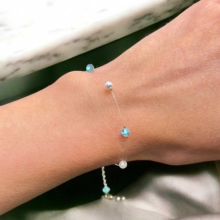 Дамска Нежна Гривна на Прозрачна Корда с Кристали и Перли ''Swarovski'