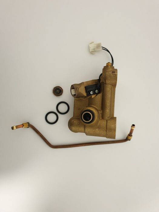 Grup Hidraulic Retur Centrală Junkers Euroline ZW23-1/ Bosch Zw24-2