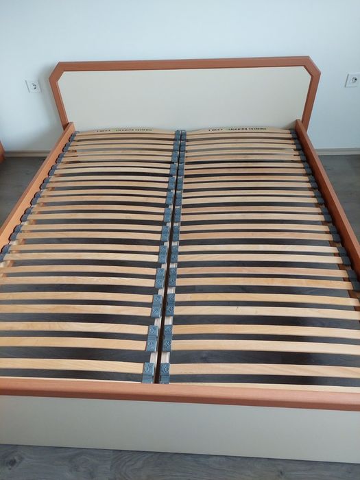 Спалня с подматрачни и матрак