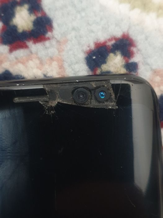 Продам Samsung s8 4/64гб чёрный