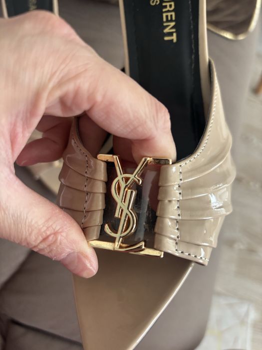 Sandale Ysl in stare excelenta