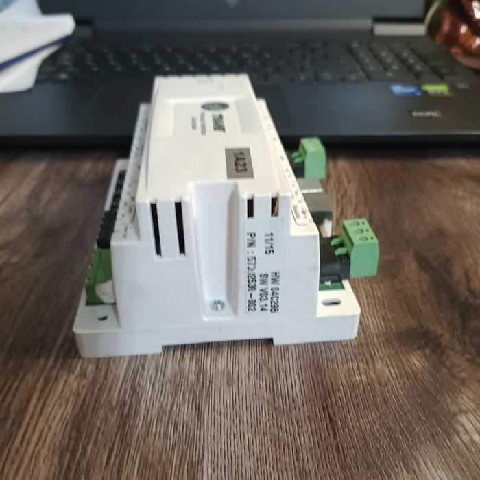 Контроллер Trane связи по протоколу с чиллером Trane