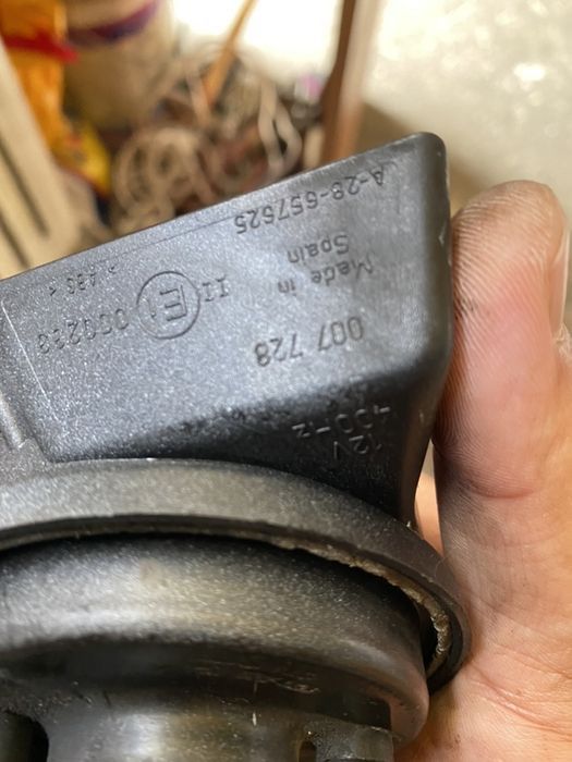 Клаксони клаксон Сирена сирени тромба Audi Vw Ауди a3 A4 A5 A6 Q5