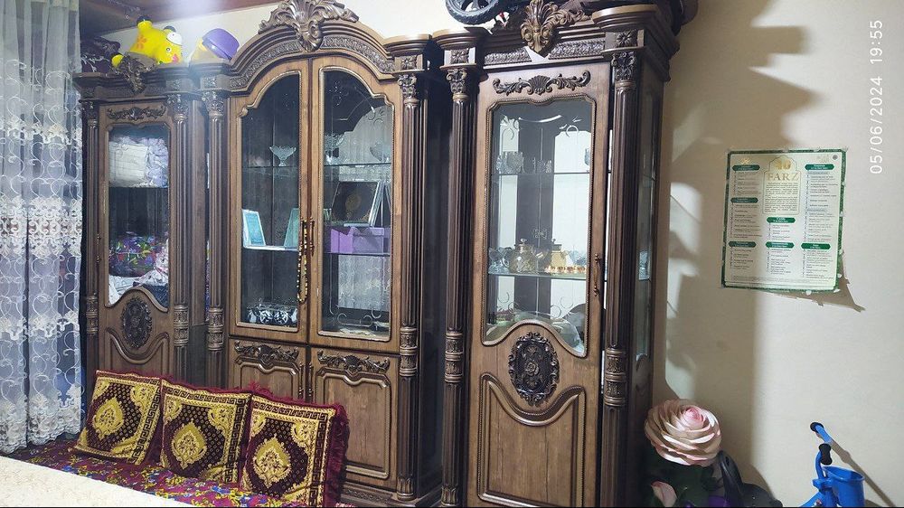 Sitenka sotiladi yangi pul zaril shu uchun arzonga berilyapti