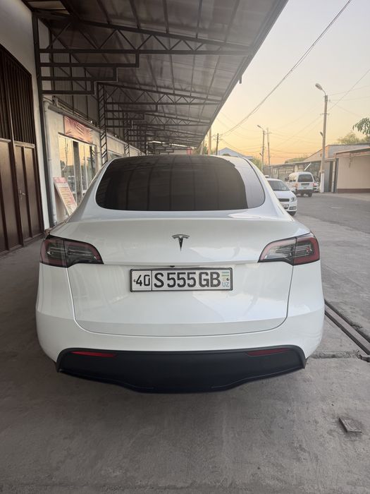 Tesla model Y (RWD)