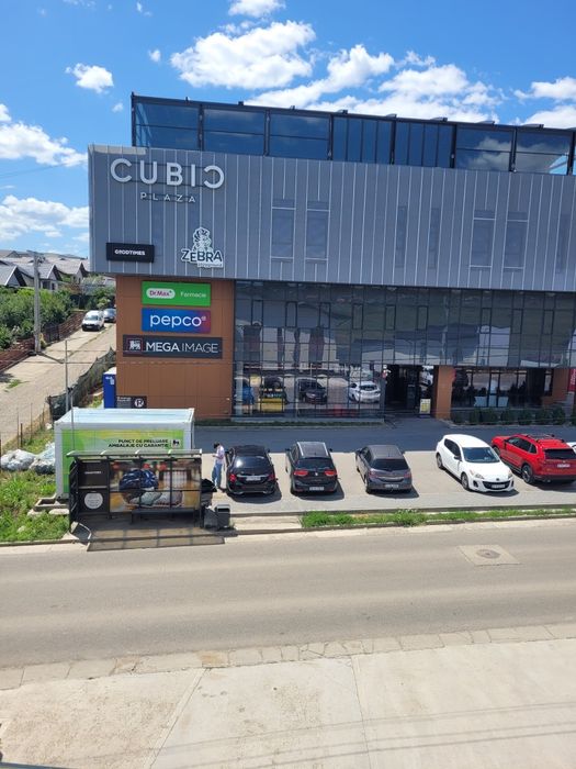 Persoana fizica închiriez apartament 3 camere