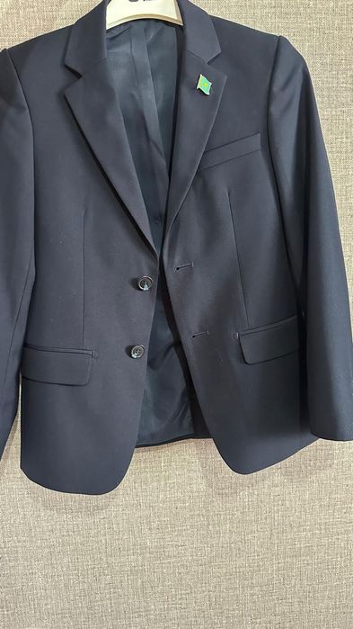 Школьный костюм и брюки