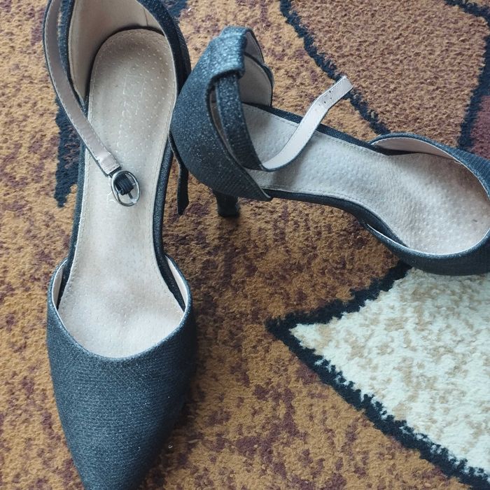 Елегантни обувки