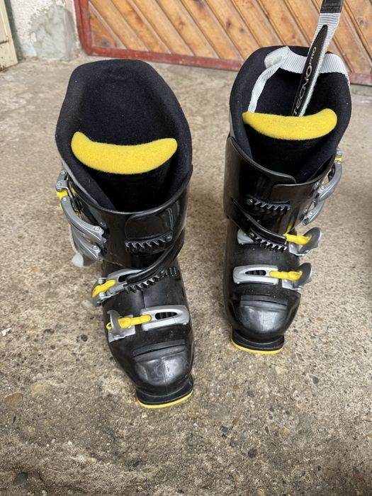 Clapari de schi si bete de schi