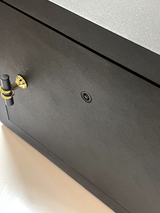 Металлический сейф для дома и офиса с электронным замком