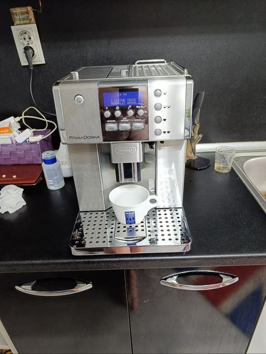 Кафемашина Робот Delonghi Prima Donna