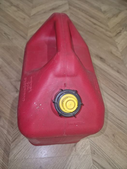 Продам срочно Канистру