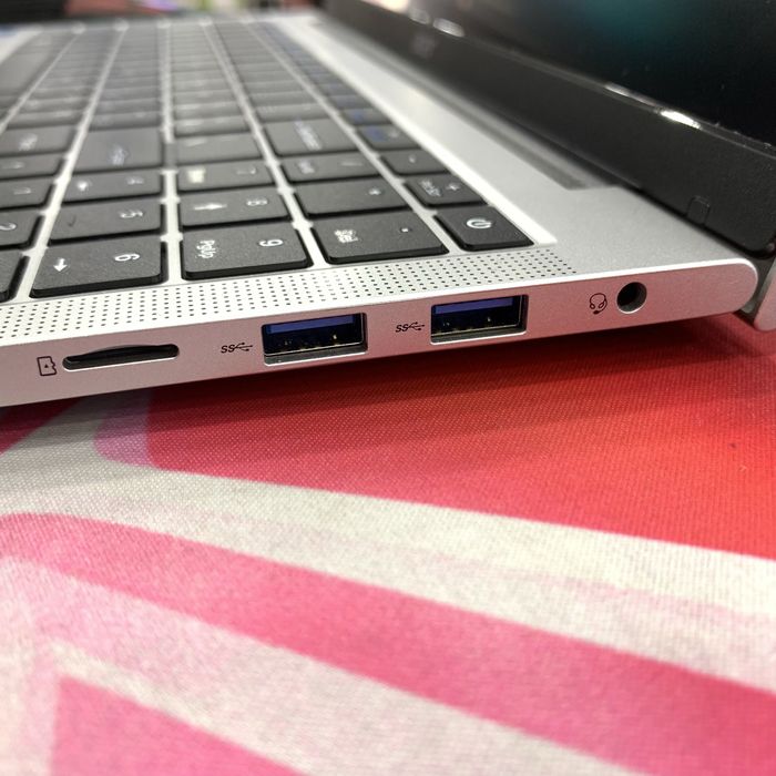 Новый Ноутбук Yangi Acer aspire 3 8/256GB BEPUL yetkazish bilan