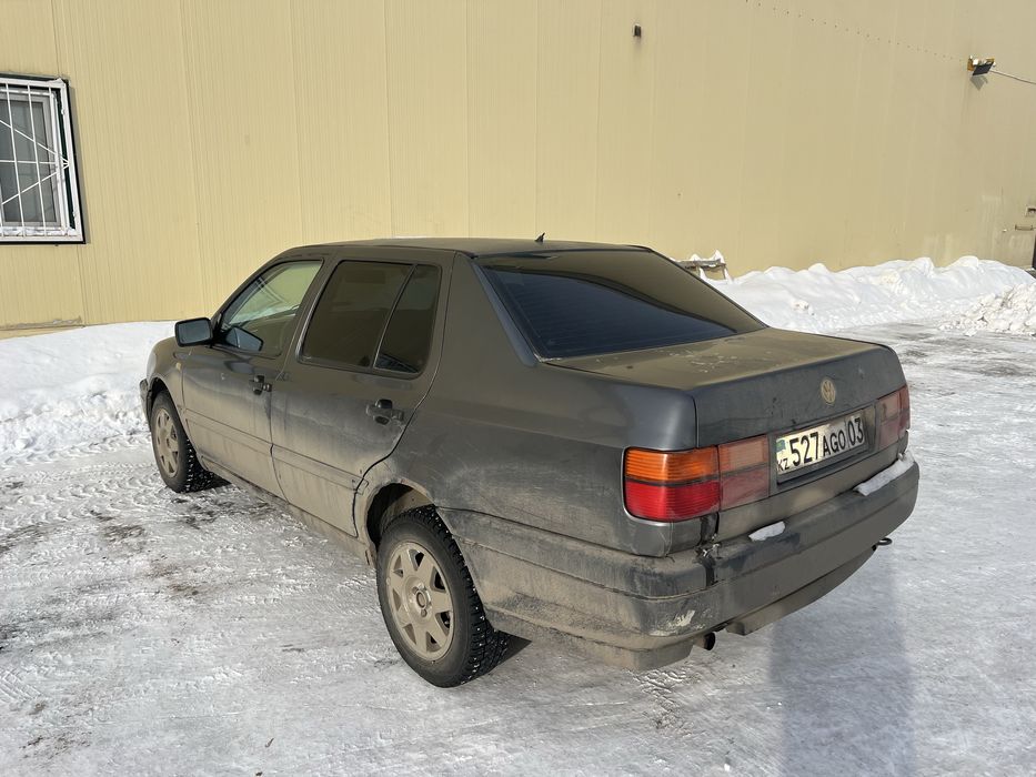 Продам vw vento 1.8 моно