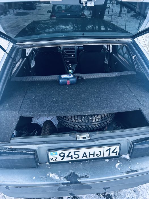 Продаю машину ваз 2114