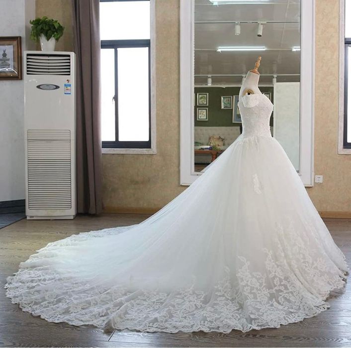 Свадьбное платье