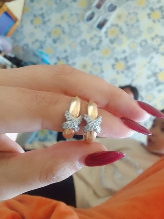 Продам Серьги золотые 585 проба