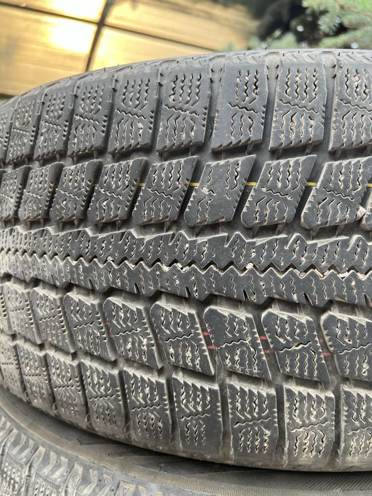 Резина Nitto SN3 Winter 235/45/18 зима