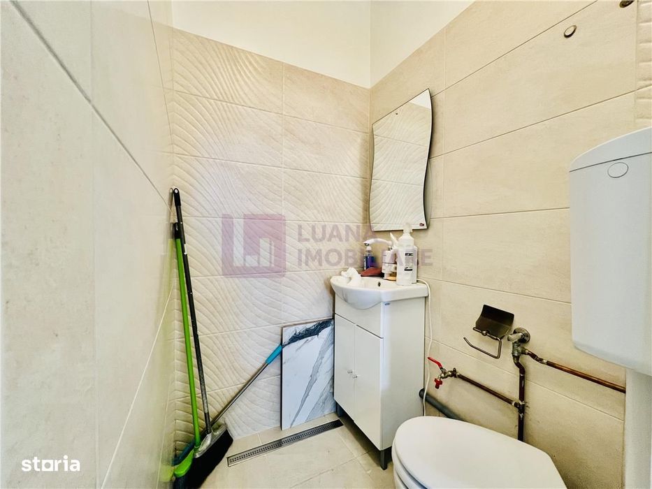 Spatiu comercial de inchiriat | Ultracentral | la cheie | acces strada