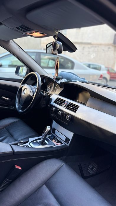 BMW 5 Series 2009 — imagine 20