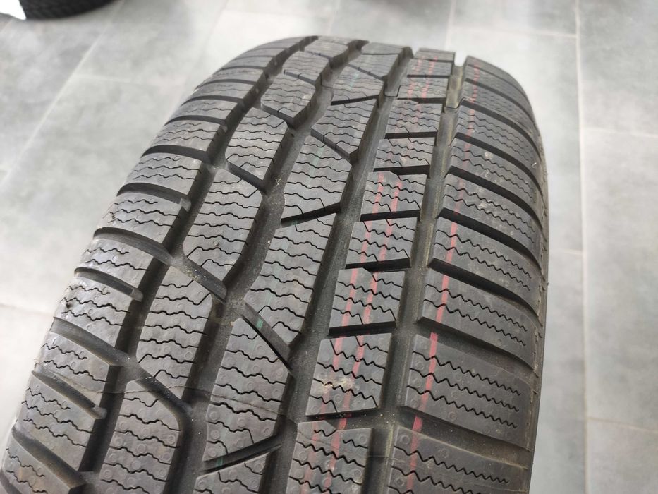 Единични гуми с размер 225 60 16