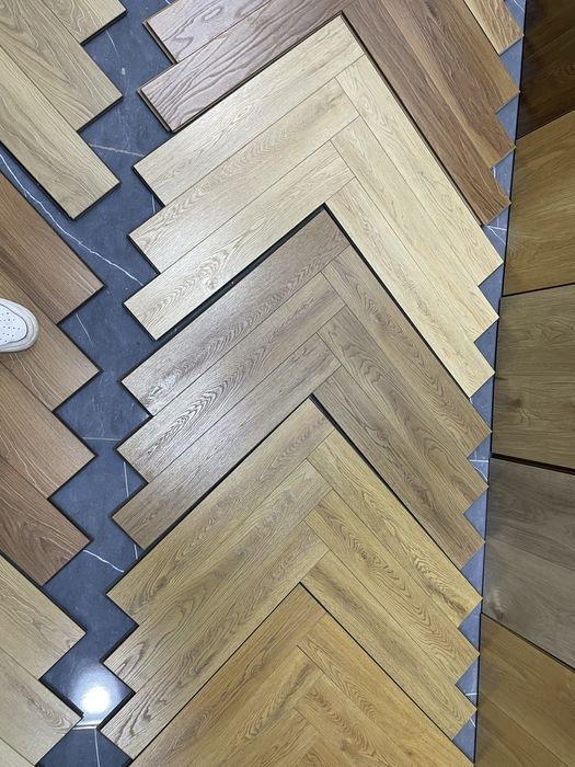 Tarket/ plintus / laminat / Таркет / ламинат / плинтус