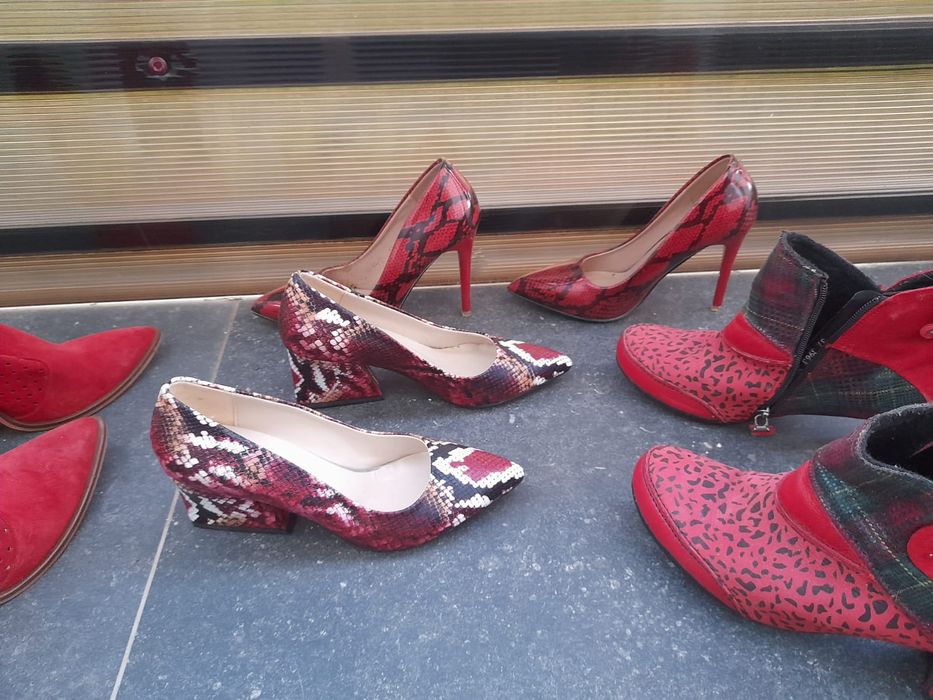 pantofi superbi noi fara eticheta