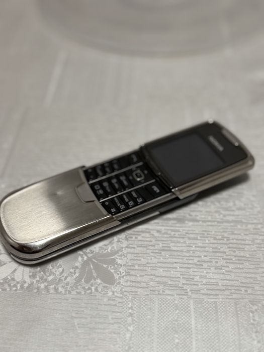 Нокиа 8800 sirocco