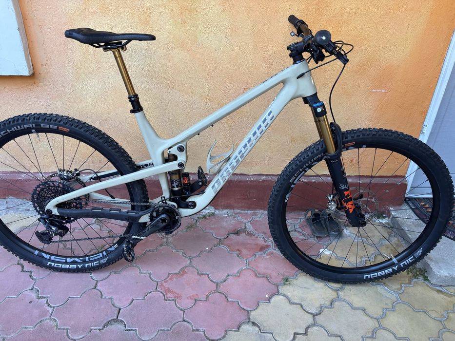 Bicicleta carbon full suspension enduro PROPAIN  Fox Kashima