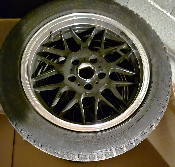 Оригинални джанти със зимни гуми за Мерцедес 205/55/16