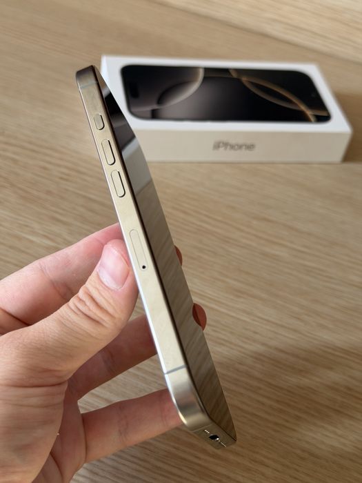 iPhone 16 Pro
