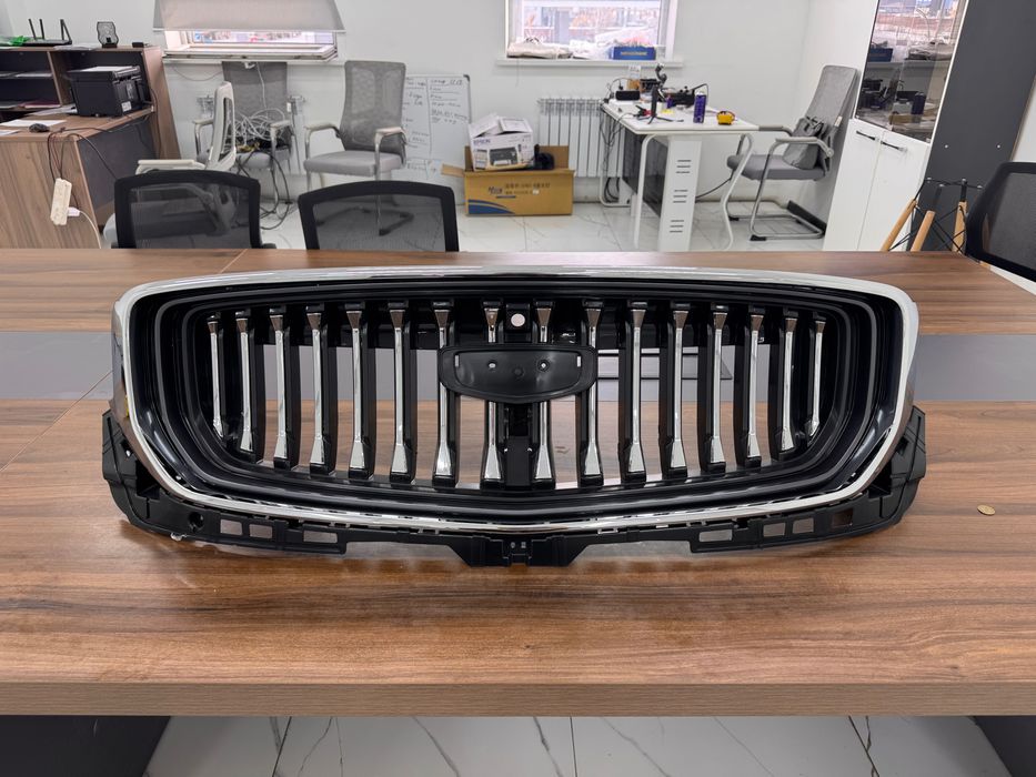 Решетка радиатора в сборе Monjaro