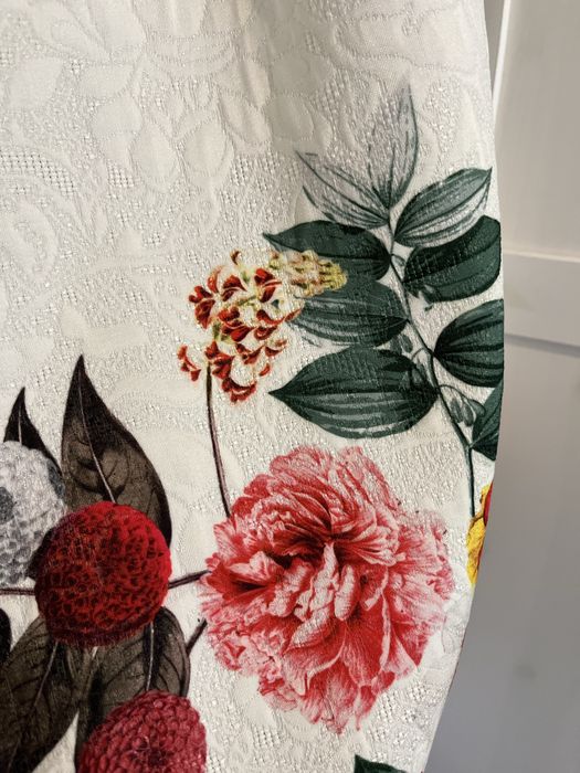 Fusta eleganta