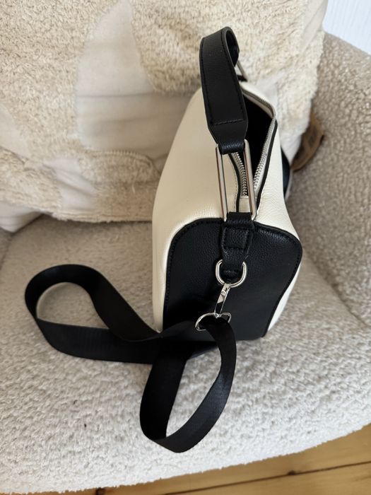 Чисто нова чанта