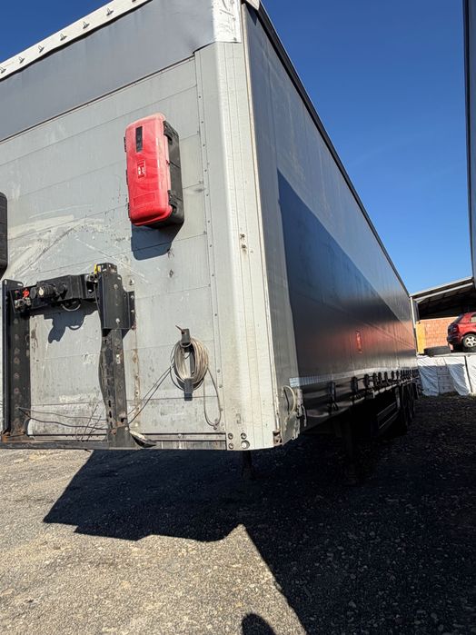 Vând semiremorcă kogel 2012