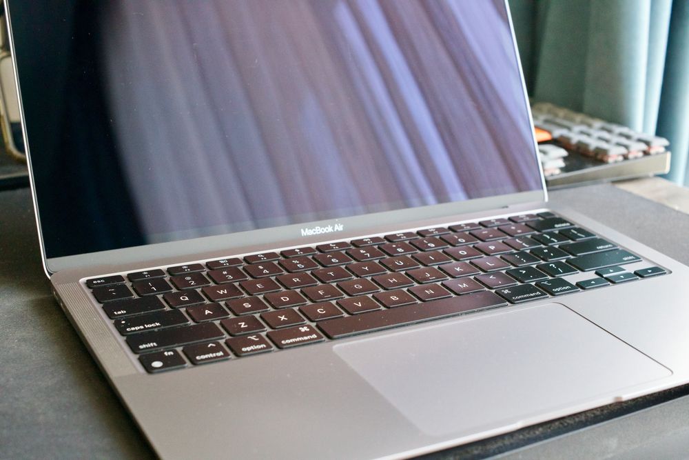 Macbook Air M1 US 8/256
