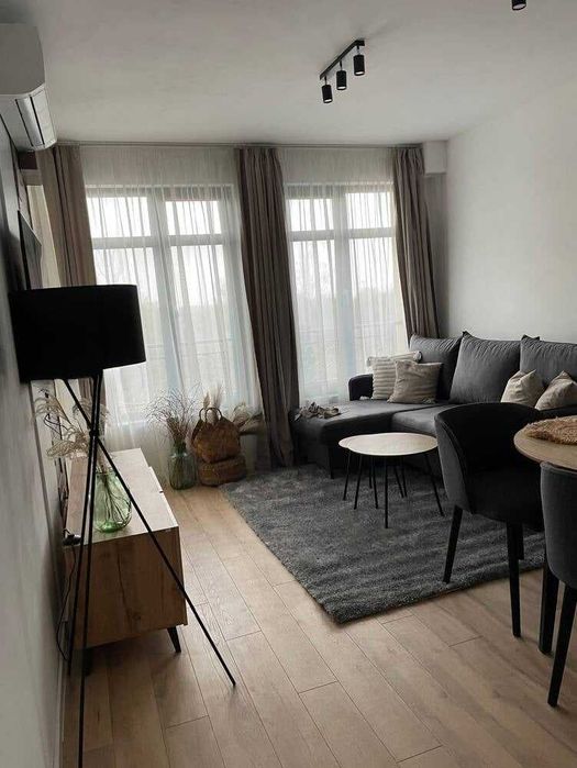 Дава се под наем Двустаен апартамент в София, Витоша - 65 кв.м за 484.5 € - Снимка #2