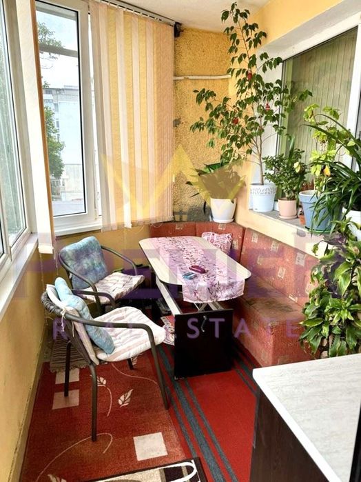 Продава се Тристаен апартамент в Добрич, Център - 90 кв.м за 652 €/кв.м - Снимка #11